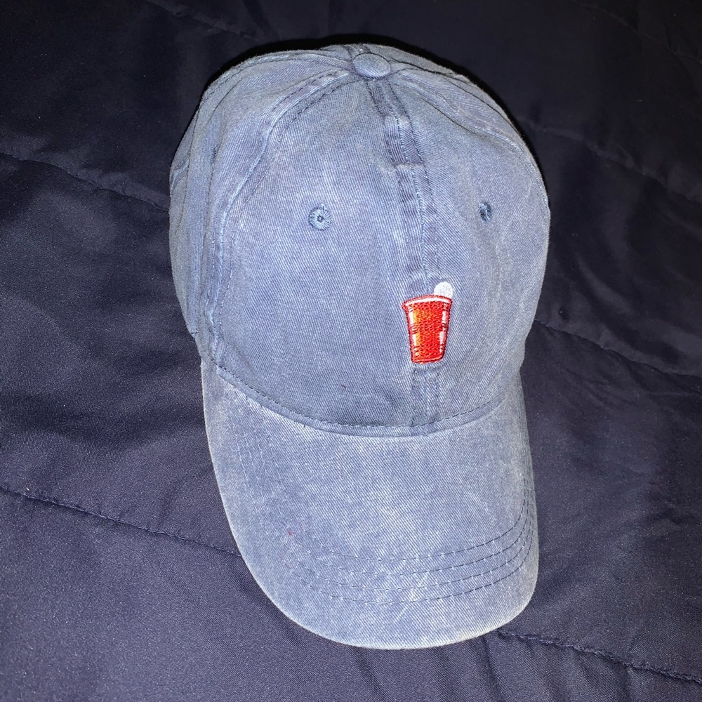 Solo cup hat - Picture 2 of 5